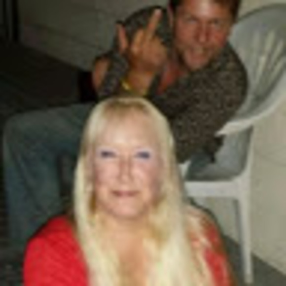 Meet your Posher, Heidi - Picture 1 of 1